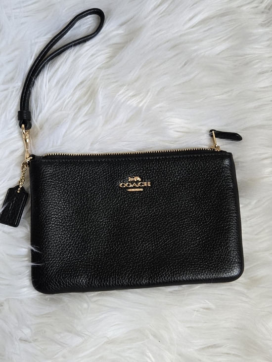 Coach Handbags - Coach Black Pebbled Leather Wristlet